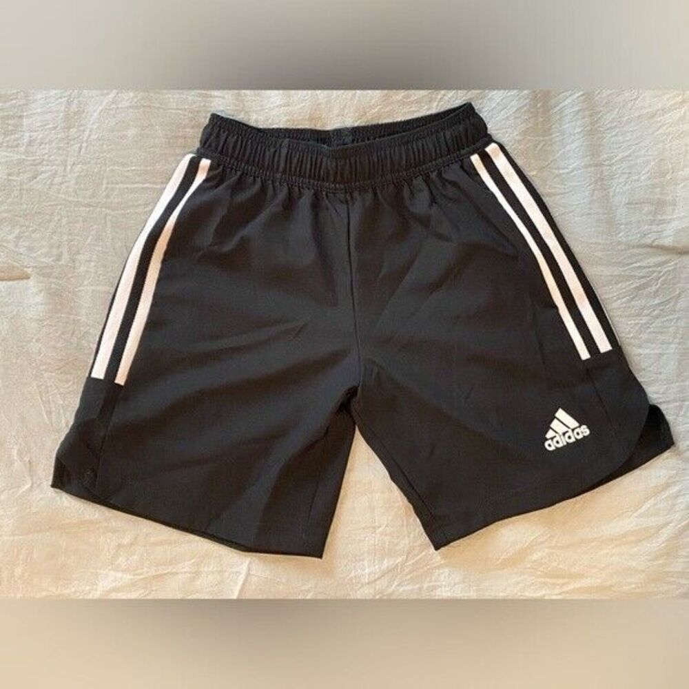 Adidas Running AEROREADY Shorts Youth 9/10‎